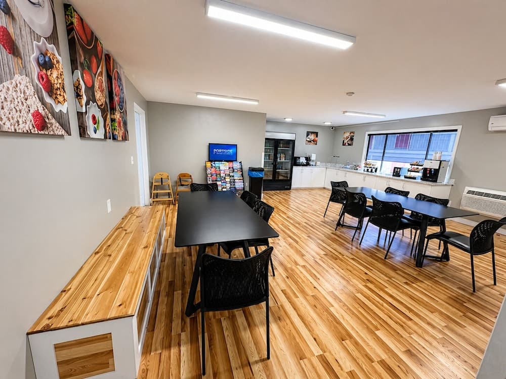 Breakfast area