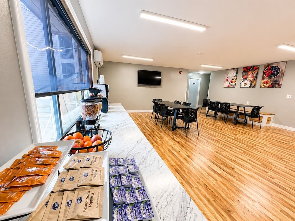Breakfast area
