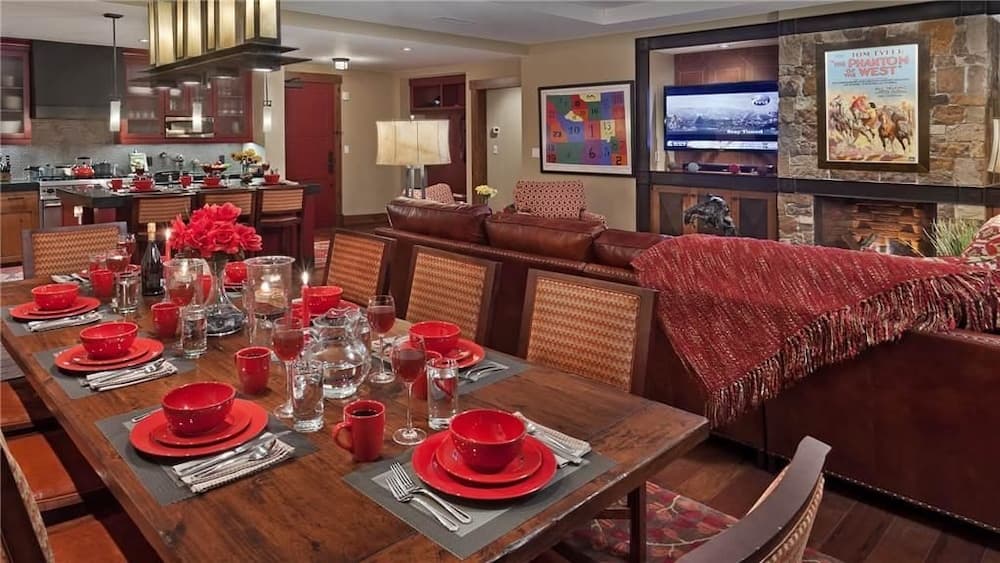 In-room dining