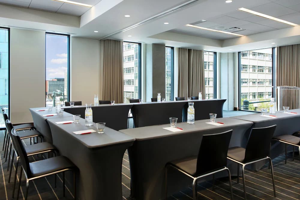 Meeting facility