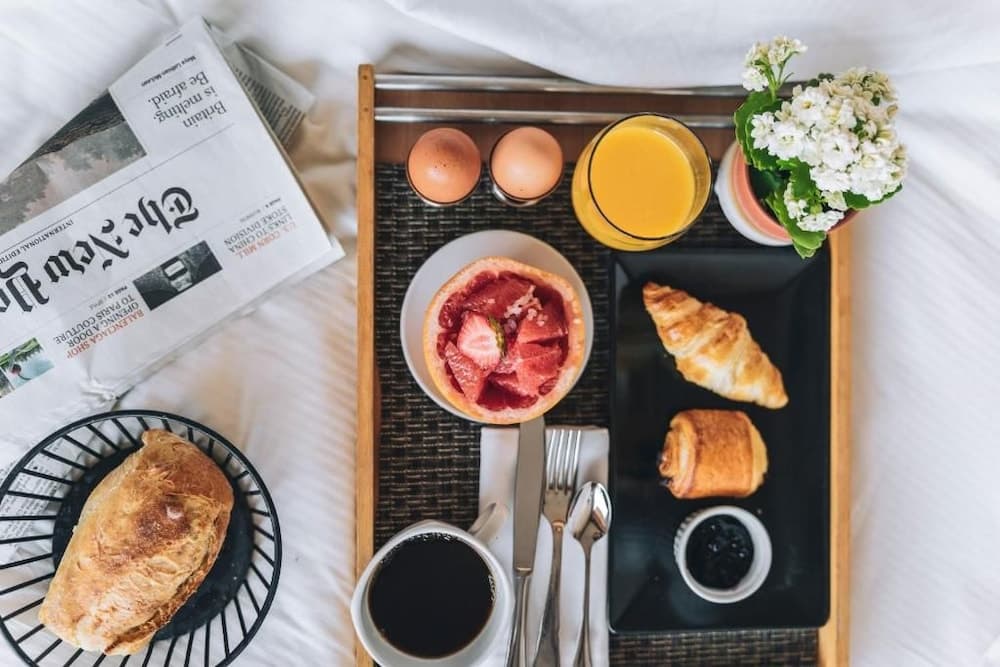 Breakfast meal