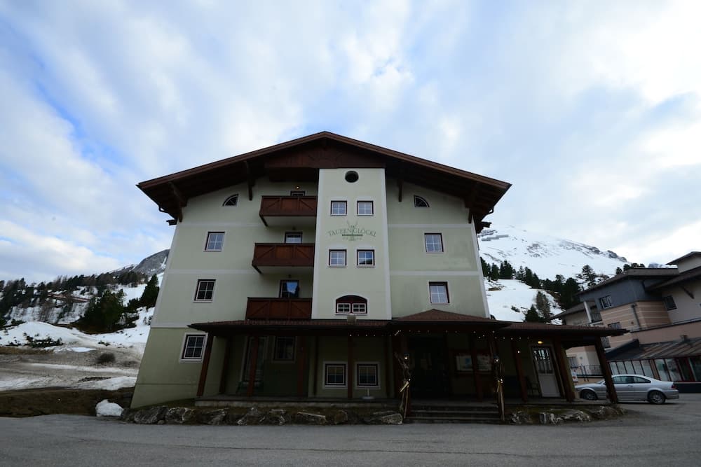 Primary image