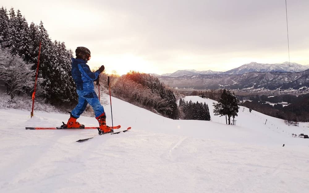Snow and ski sports