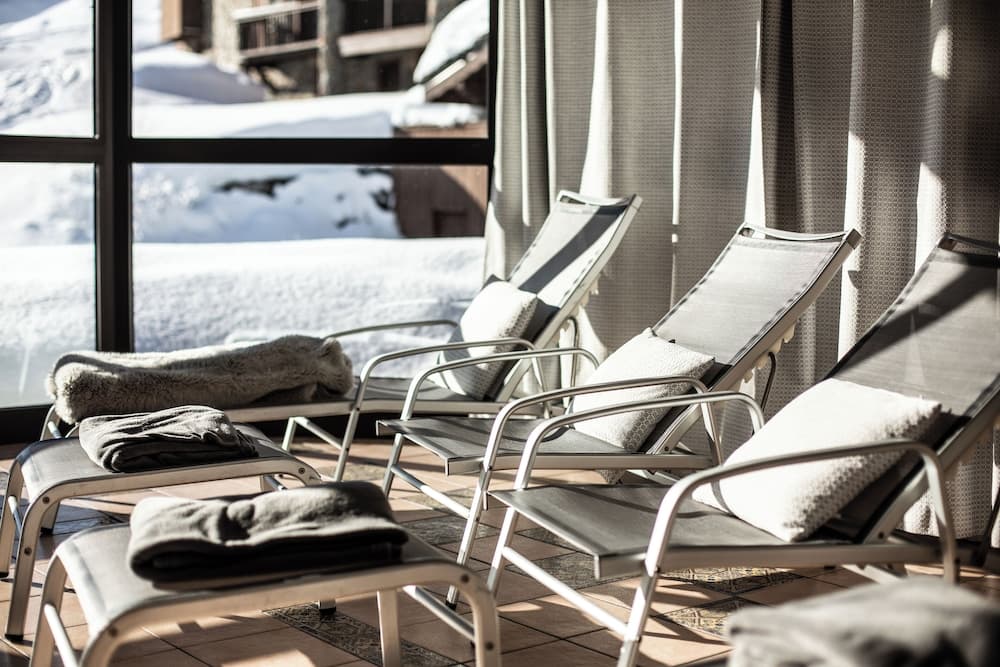 Sundeck