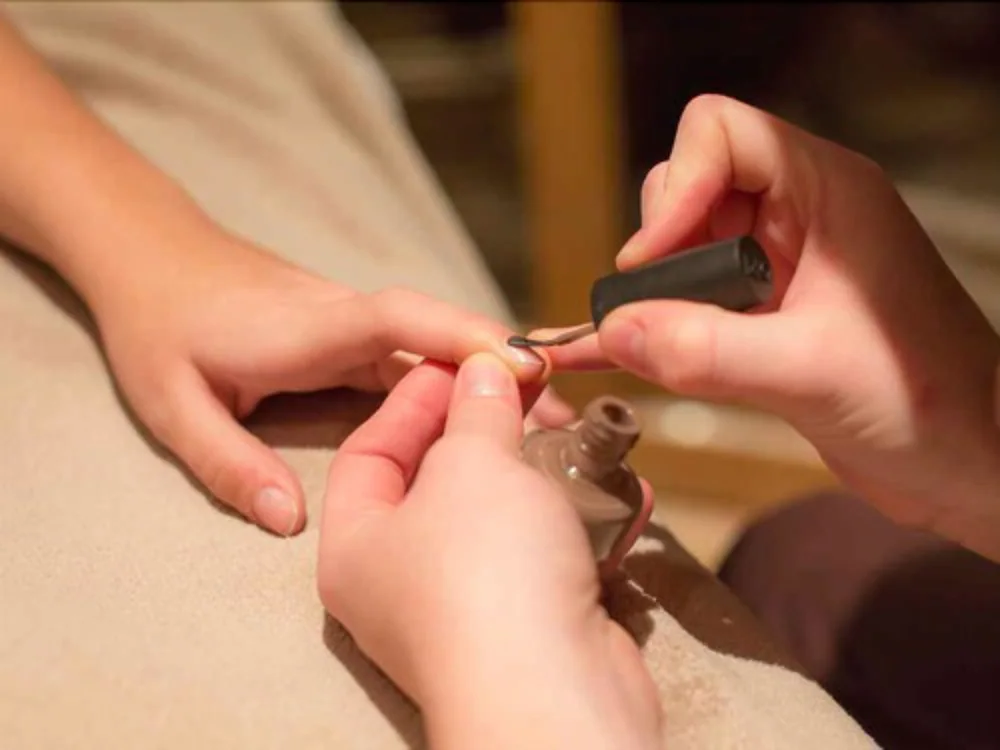 Nail salon