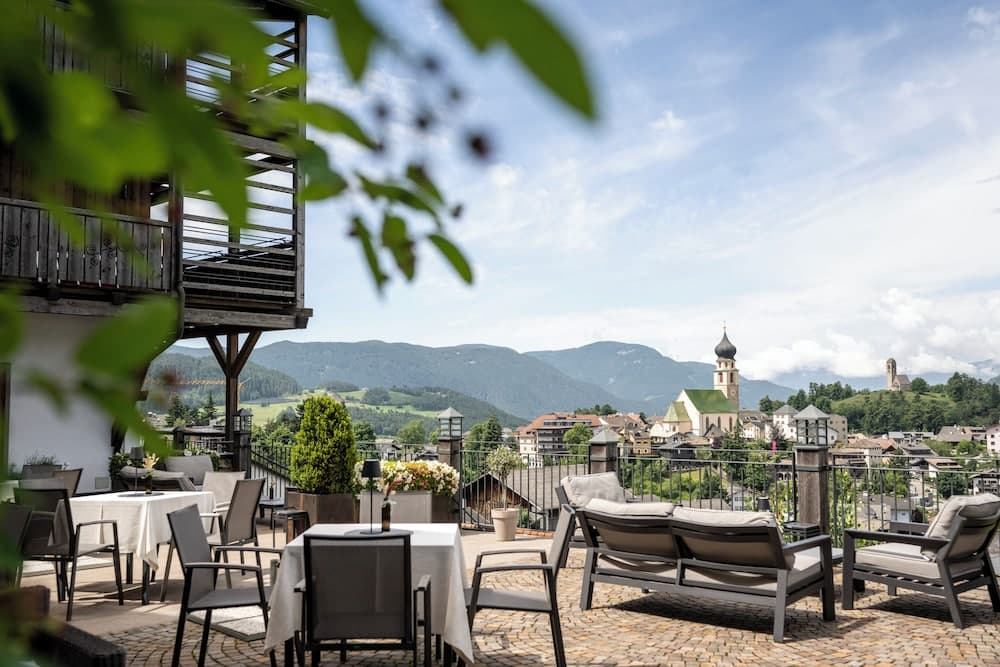 Sundeck
