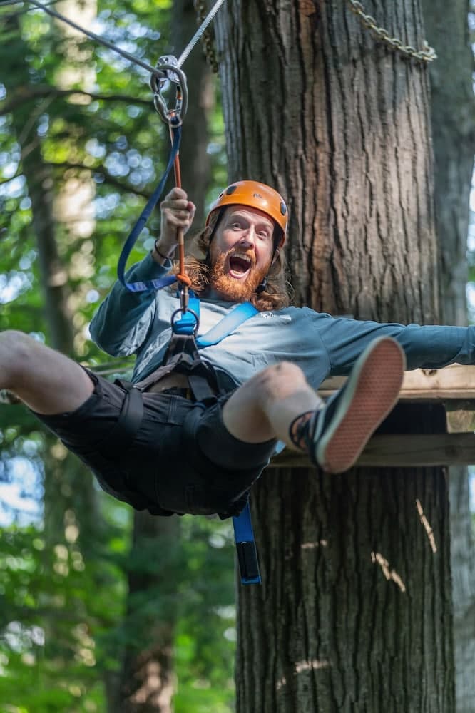 Ropes course (team building)