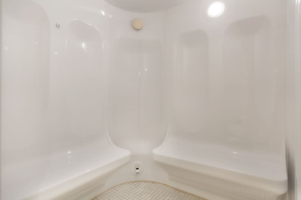 Steam room