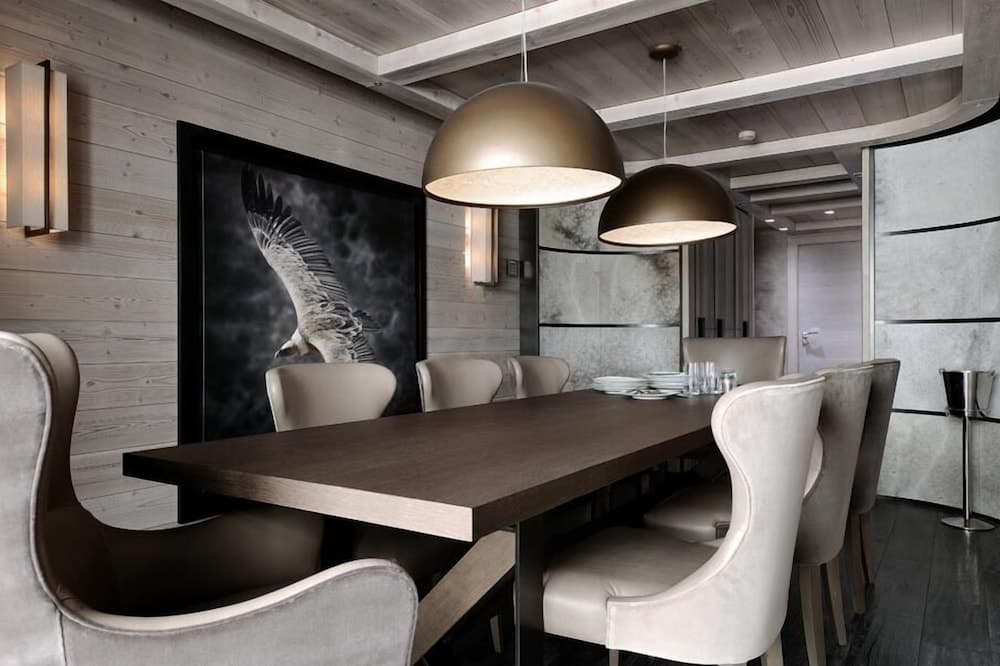 In-room dining