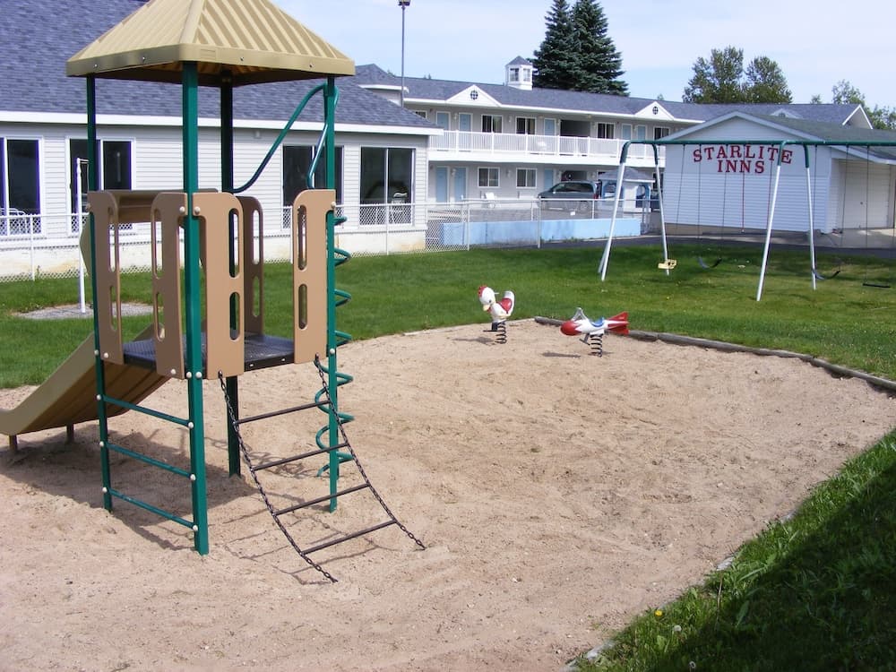 Children's play area - outdoor