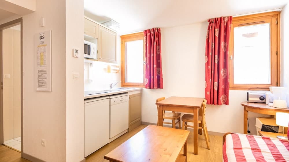 Private kitchenette