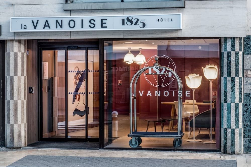 Primary image
