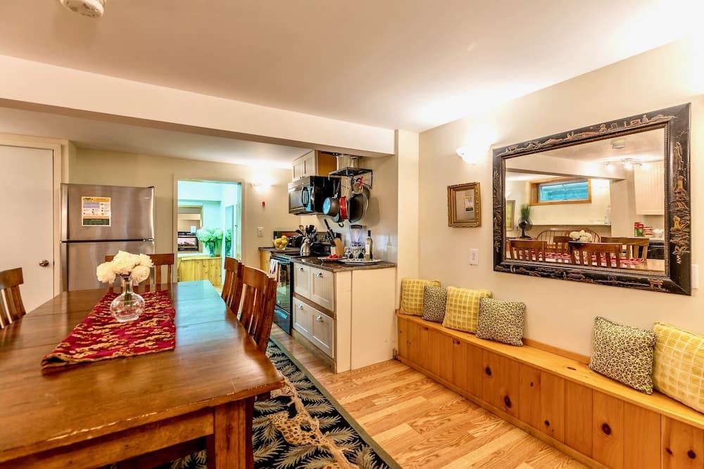 In-room dining