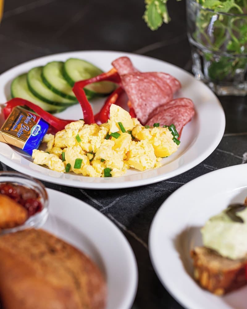Breakfast buffet
