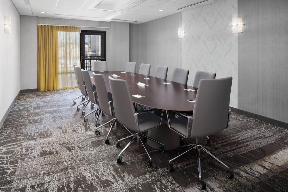 Meeting facility