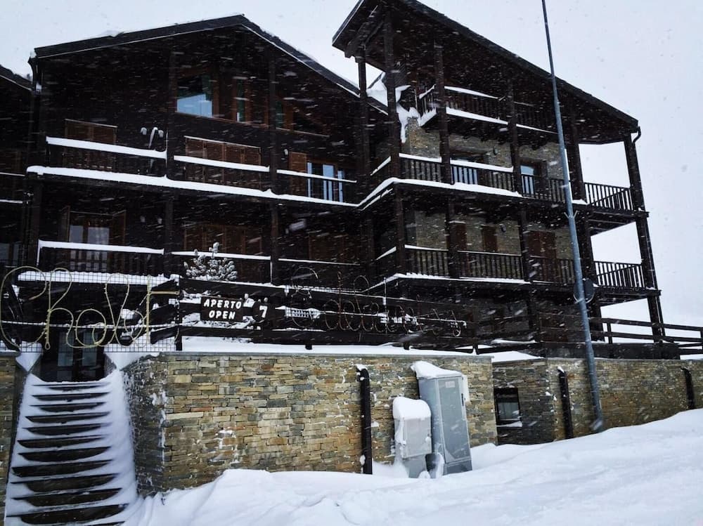 Exterior