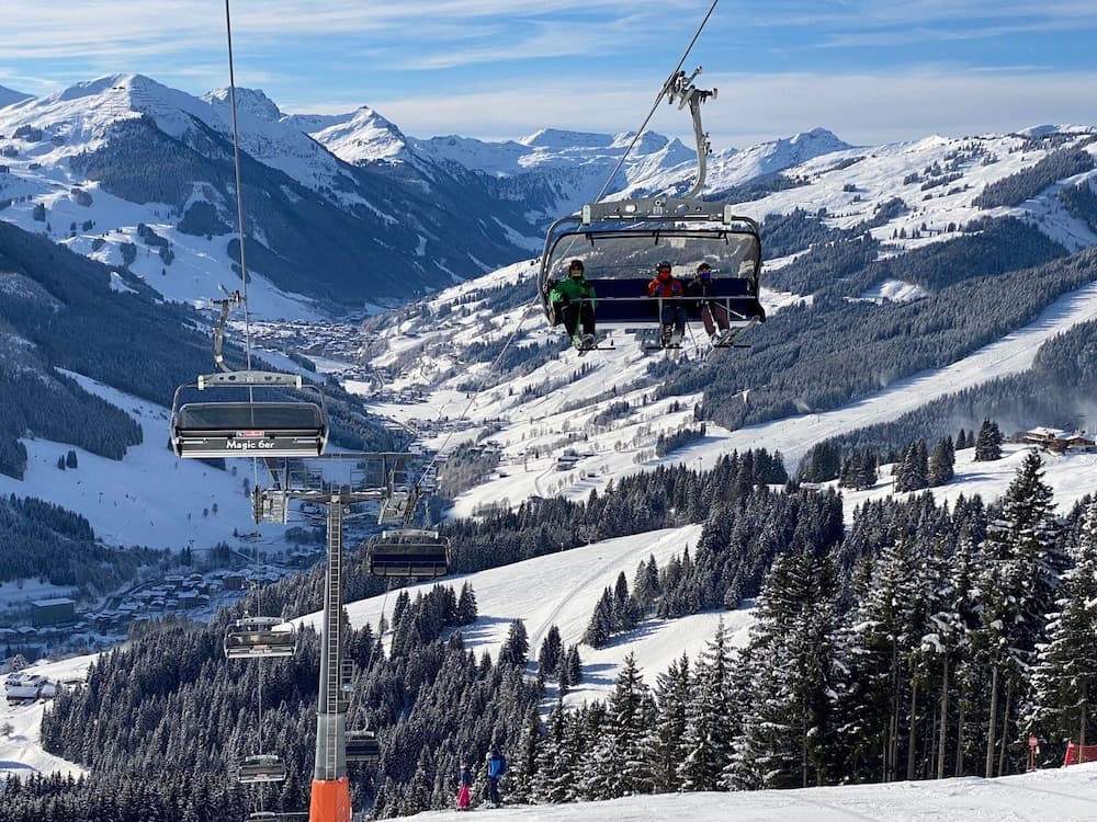 Snow and ski sports