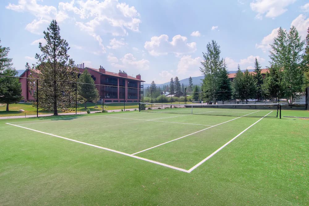 Tennis court