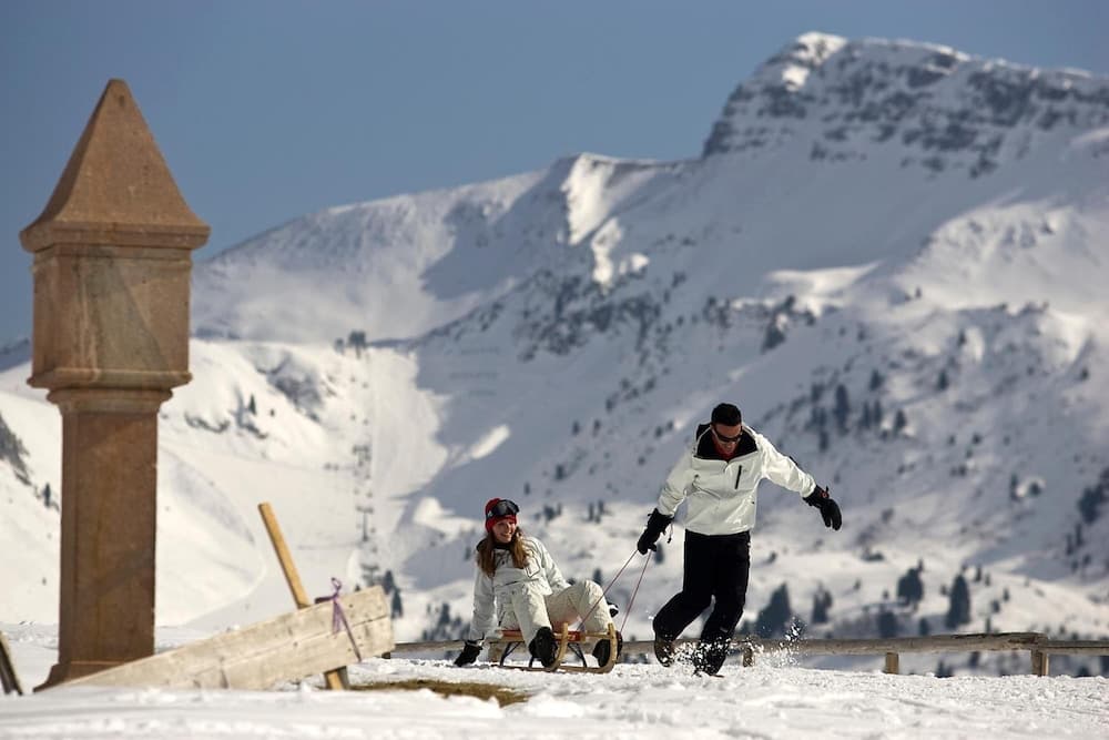 Snow and ski sports
