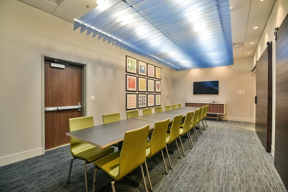 Meeting facility