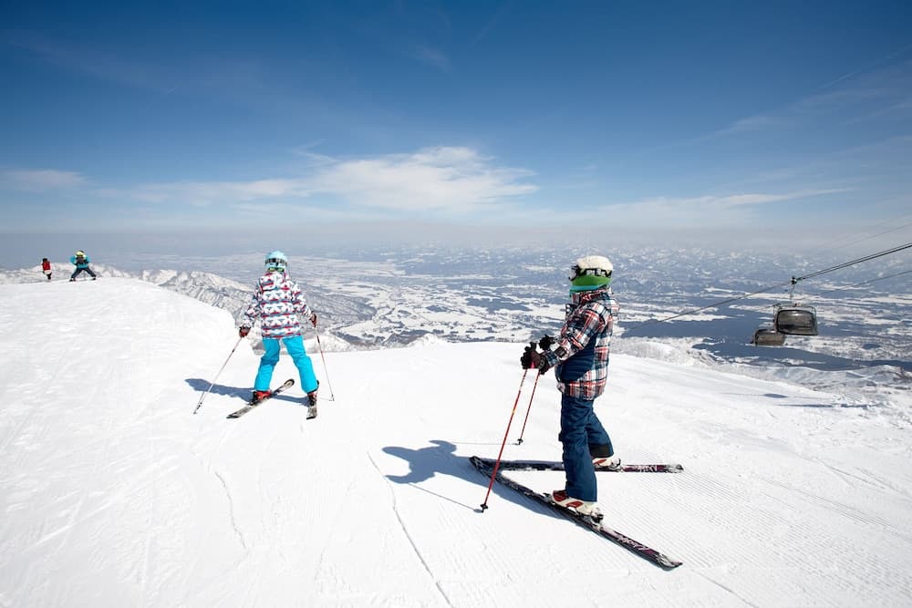 Snow and ski sports