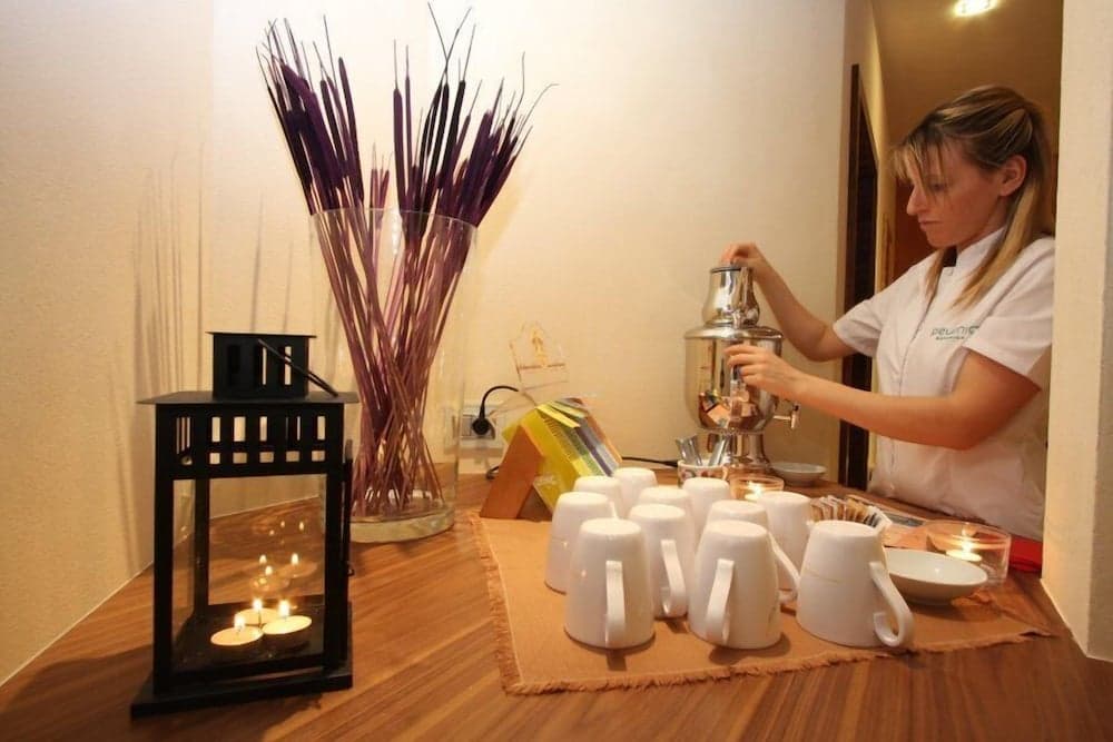 Spa reception