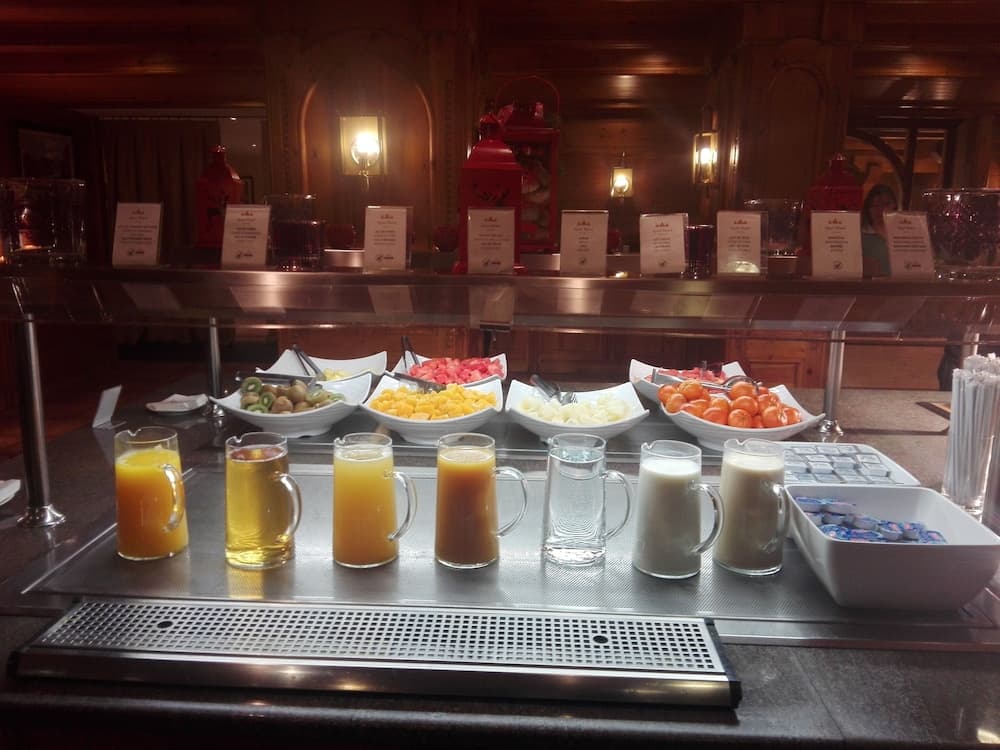 Breakfast buffet