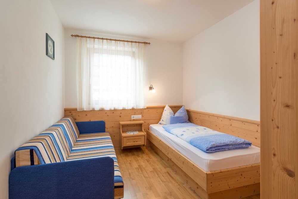 Children's theme room