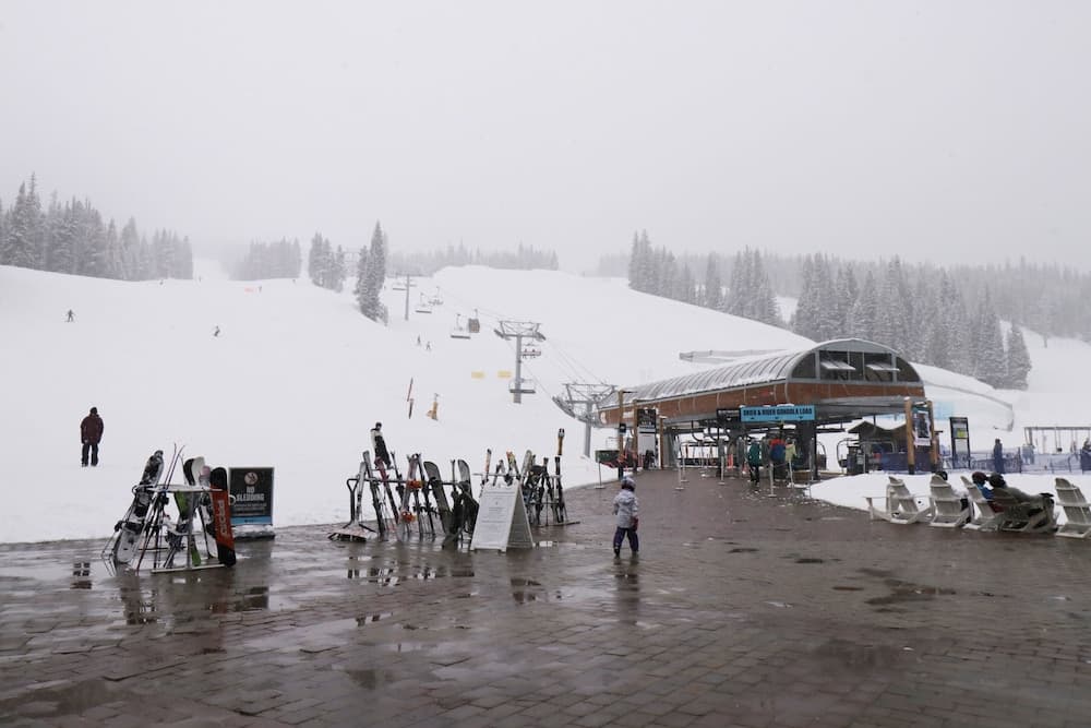 Snow and ski sports