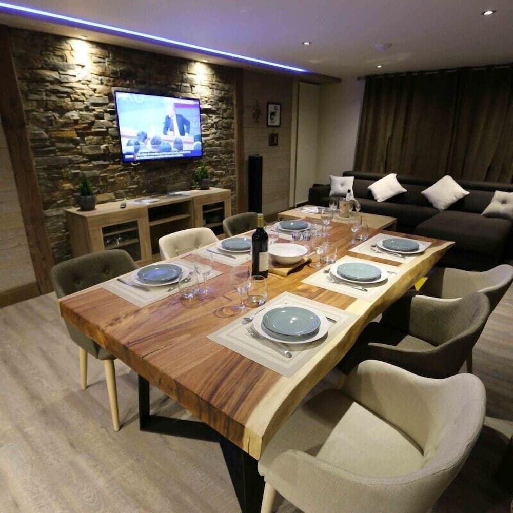 In-room dining