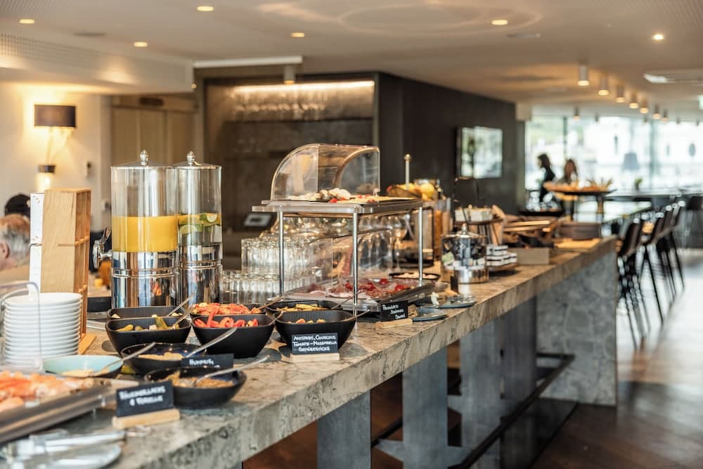 Breakfast buffet