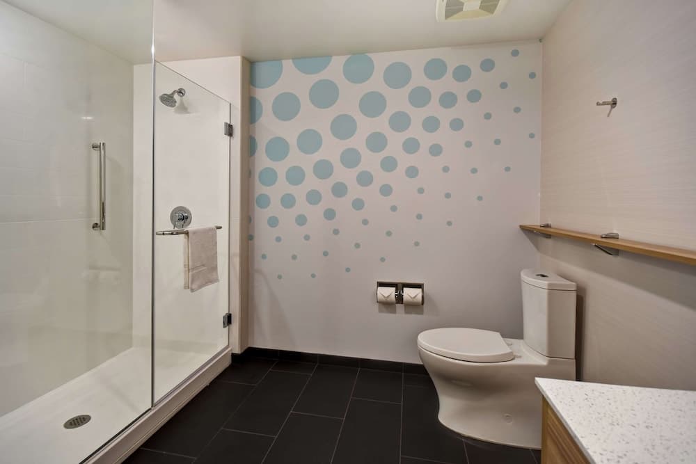 Bathroom shower