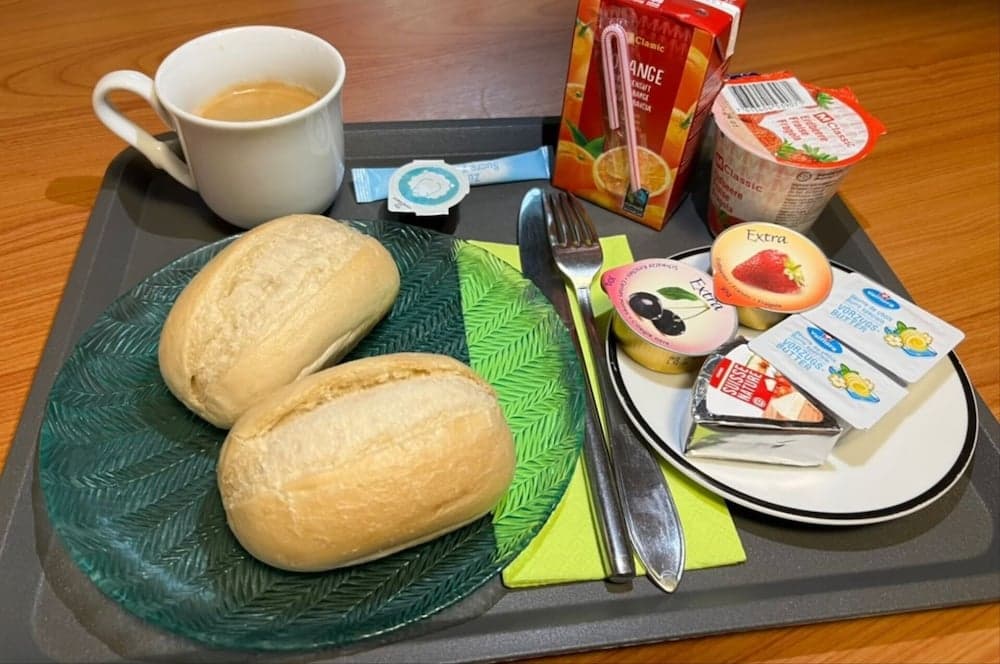 Breakfast meal