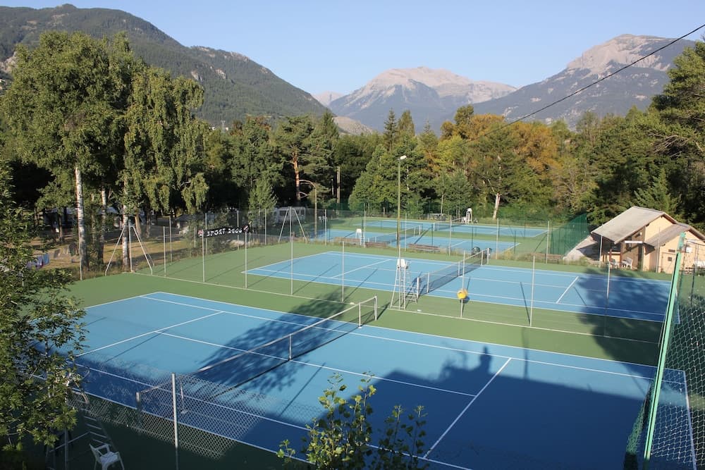 Tennis court