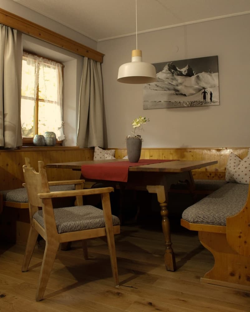 In-room dining