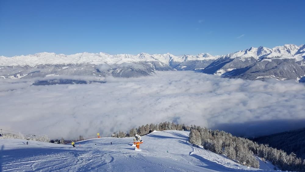 Snow and ski sports