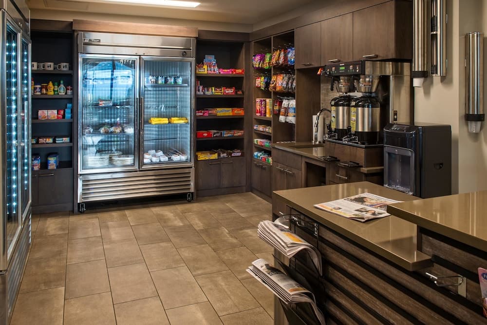 Snack bar
