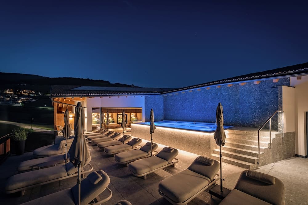 Rooftop pool