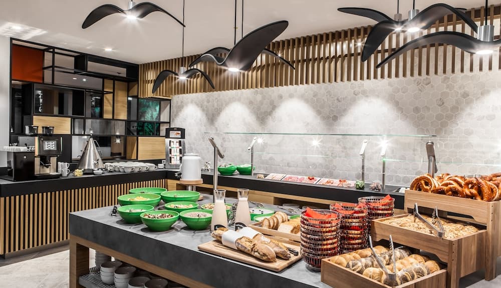 Breakfast buffet