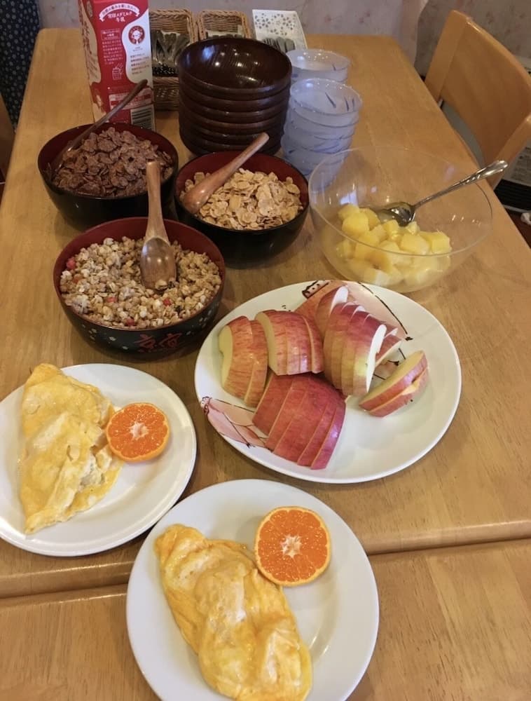Breakfast meal