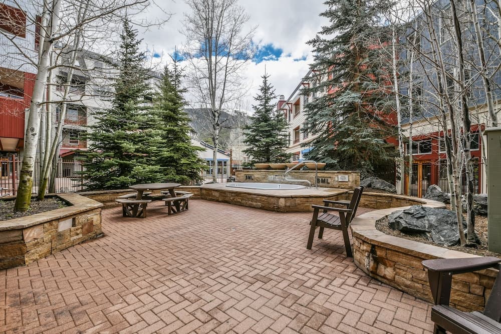 BBQ/picnic area