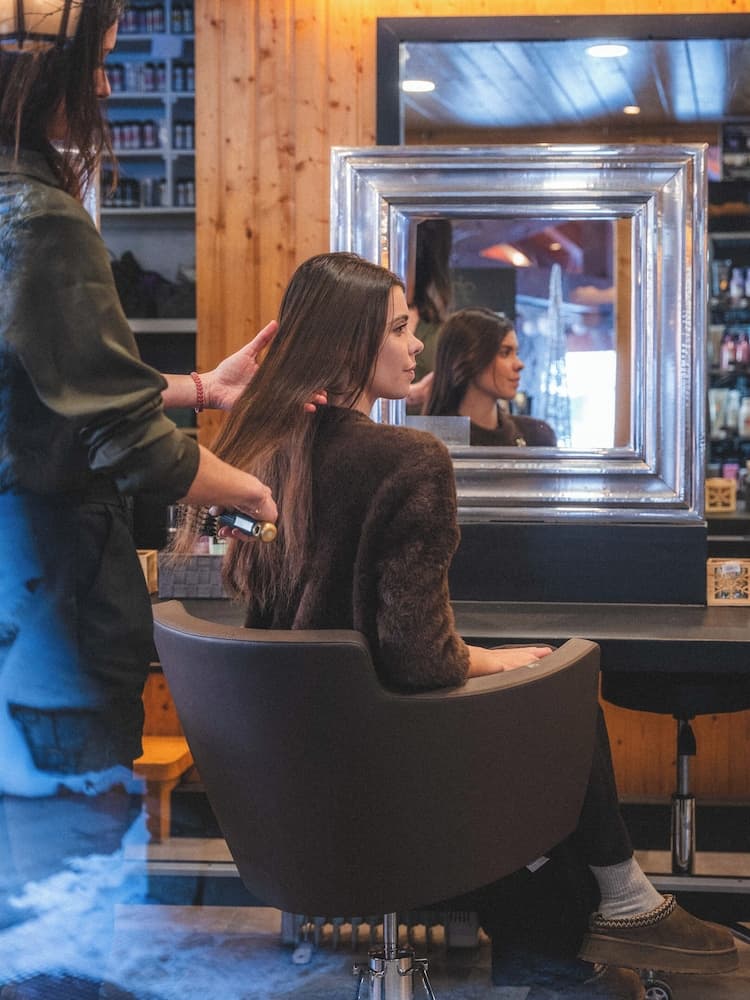 Hair salon