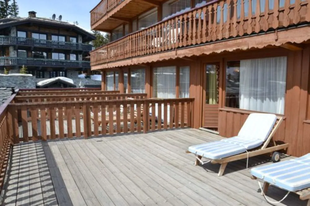 Sundeck