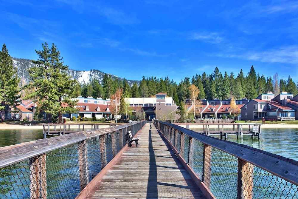 Dock