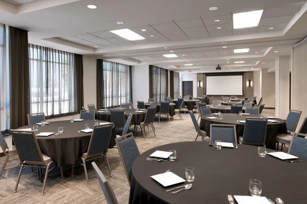 Meeting facility