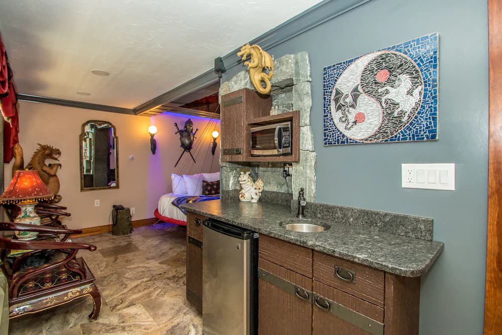 Private kitchenette