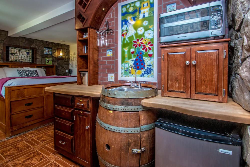 Private kitchenette