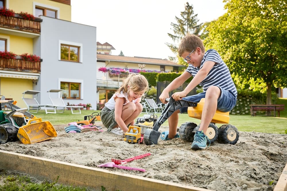 Children's play area - outdoor