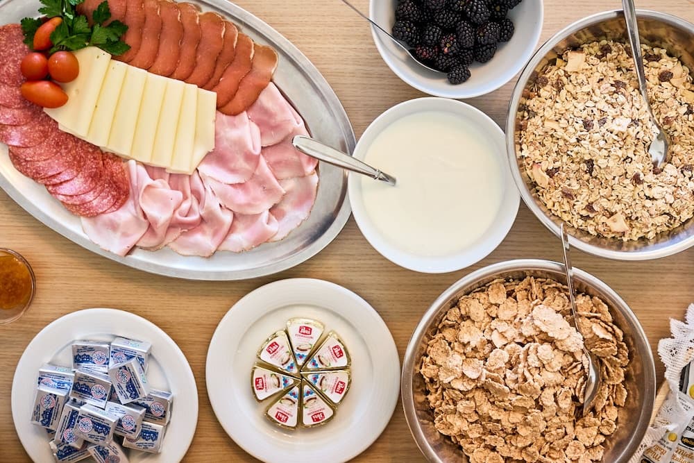 Breakfast buffet