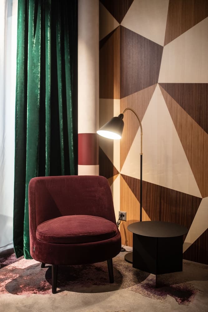 Room amenity